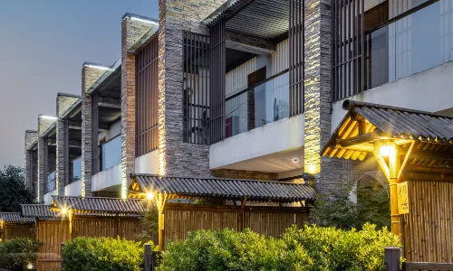 Guanghan Shuilinglong Lakeside Resort Hotel (Yijiaheba Scenic Area)