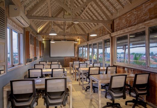 FRii Bali Echo Beach Hotel Hotel Overview