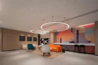 Hello Hotel (Nanchong Nanbu New Century Square Branch