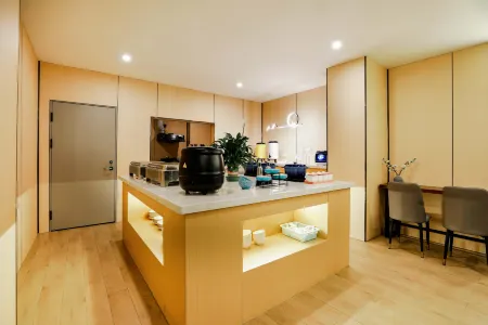 KEST Hotel (Jiaxin International Commercial Plaza)