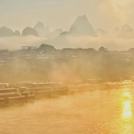 Xitang River View Holiday Hotel