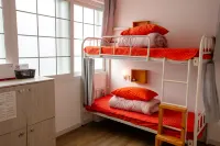 Sum Guesthouse Jeju Airport Branch - Hostellit
