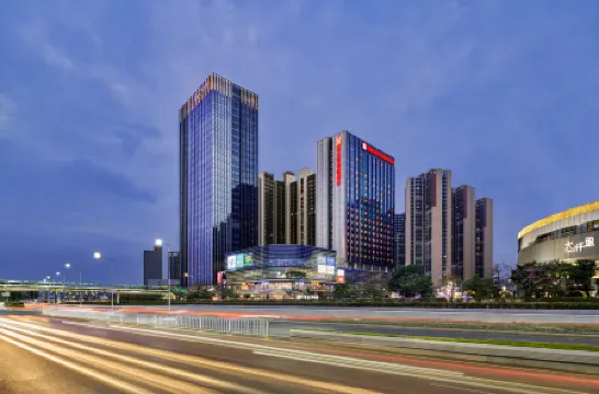 Hilton Garden Inn Shenzhen Guangming Отели рядом с достопримечательностью «Guangming Mass Sports Center»