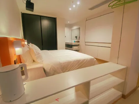 Laifengbenyi LF Hotel