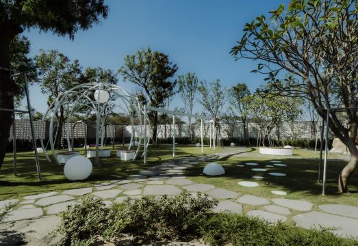 슈시 호텔의 깔끔한 프런트 데스크 이미지