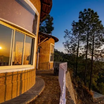 Sukoon Nature Retreat Near Bhatrojkhan Ranikhet