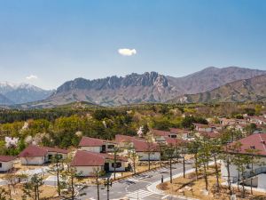 雪岳山谷肯辛頓度假村