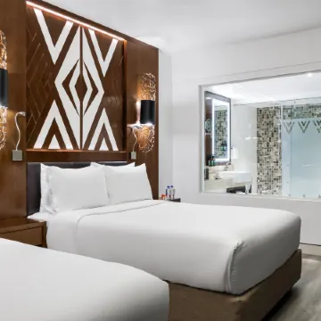 Crowne Plaza FIJI NADI BAY RESORT & SPA by IHG
