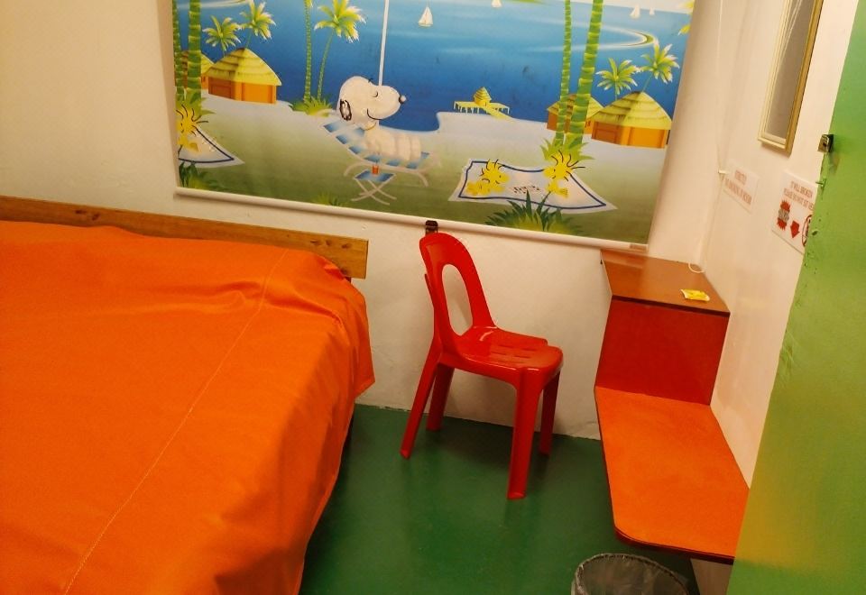 2. Wisma Or..