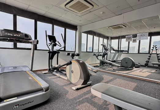 주변 로컬 시장 풍경