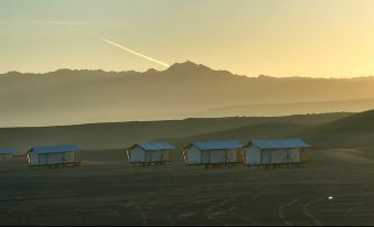 Dunhuang Oasis Luxury Camp
