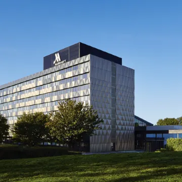 Portsmouth Marriott Hotel Отели рядом с достопримечательностью «Пристань для яхт Хаслар»