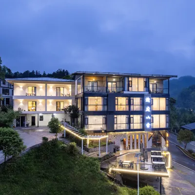 Yufu Mountain Villa Hotels near Bifengxia Wildlife Park