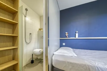 Eklo Hotels Le Mans Отели в г. Руйон