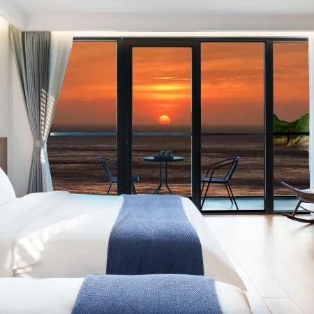 Zhujiajian Shuitian Yise·Super First-line Seaview Holiday Villa (Xiaowu Shitang Branch)
