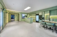 Hi Inn (Suqian Powerlong Plaza Xingfu Road)