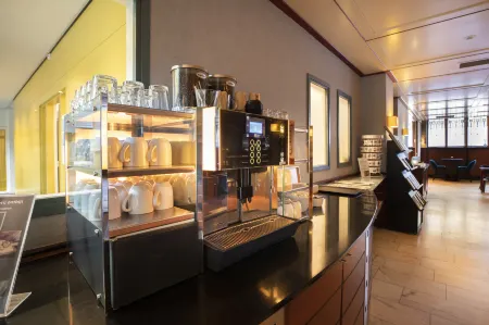 Flonk Hotel Groningen Centre, BW Signature Collection Отели рядом с достопримечательностью «Simplon Poppodium»