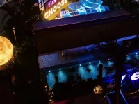 THE YES Hotel Hotels near Jiu Longpo
