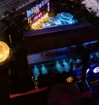 THE  YES  Hotel