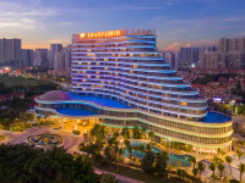 GRAND NEW CENTURY HOTEL  BEIHAI Hotels near Qiaogang Fengqing Street