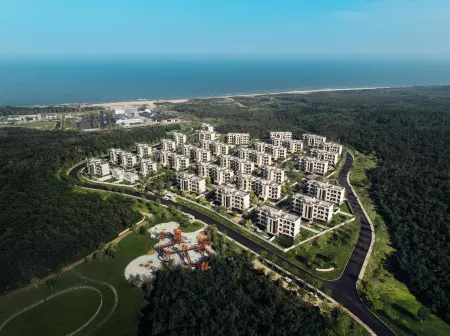 Resea Coastal Resort · Rushi Apartment