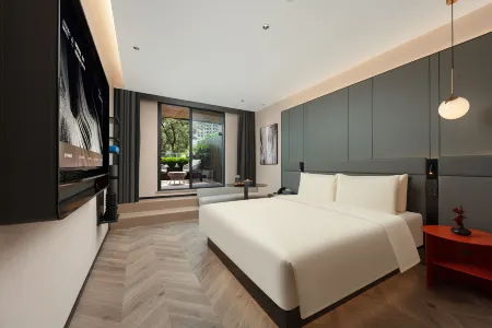 Atour S Hotel Chengdu West China Hospital Sichuan Provincial Stadium Subway Station