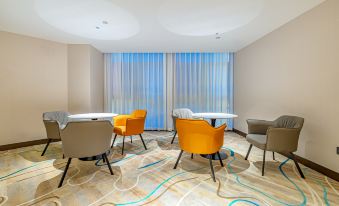 Baofeng Business Hotel
