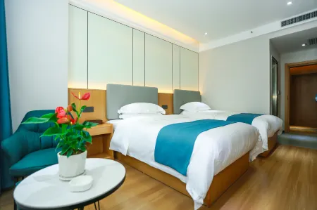 Yangxian Jinding Business Hotel