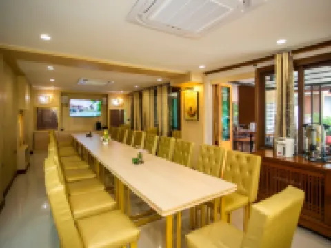 เรือนรัตนะ บูทีค รีสอร์ท Ratana boutique resort โรงแรมในอำเภอ แกลง