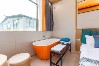 Queen's Mountain Oxygen Heart Valley Mountain Resort Hotels in Lianshan