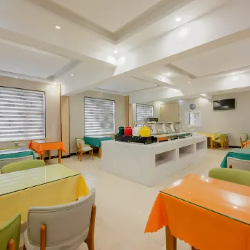 GEM Hotel (Sui County Suizhou Avenue Beihu)