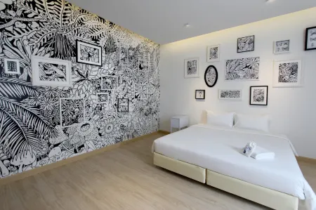 Beat Hotel Bangkok Отели рядом с достопримечательностью «Wat Maha But Temple - Mae Nak Shrine»