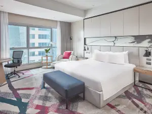 Crowne Plaza Manila Galleria