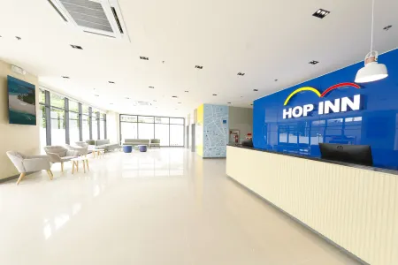 Hop Inn Hotel Davao Отели рядом с достопримечательностью «Лонг Хуа Темпл»