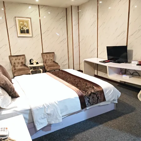 Junhongjiudian