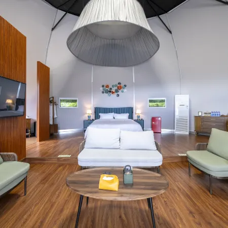 Guangde Shengjing Boya Luxury Tent Homestay