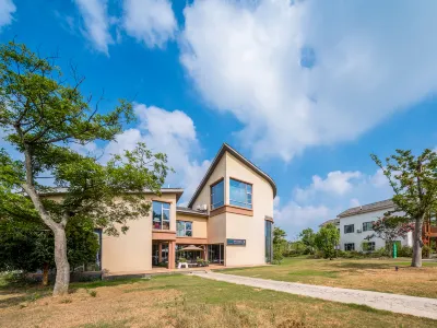 Liyang Caoshan Manting Garden Hotel Hotels near Wawushan Railway Station