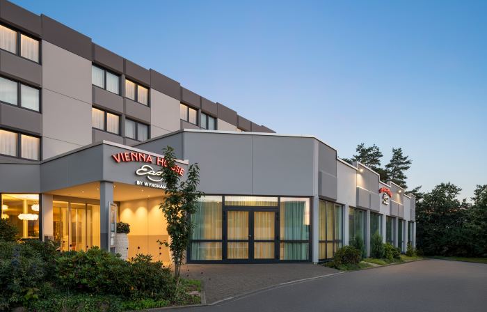 Vienna House Easy Frankfurt Airport Kelsterbach by Sunday Hotels
