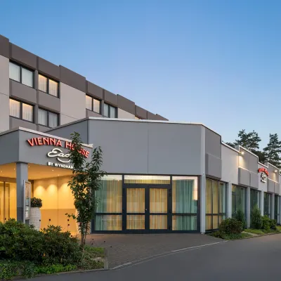 Vienna House Easy Frankfurt Airport Kelsterbach by Sunday Hotels Отели рядом с достопримечательностью «Арена «Фрапорт»»