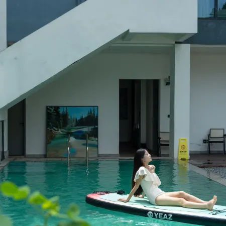Floral Hotel·Qixili · Surround Mountain Stream & Private Hot Spring Designer Villa