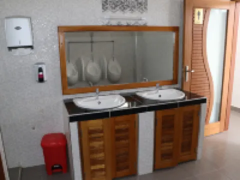 QUEENS COURT HOTEL Hotels in Bamburi