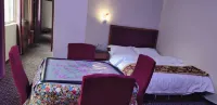 Huarong Xiangyue Hotel Hotel dekat Qinv Peak