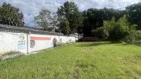 The Farmyard B&B Hotel in zona Xinsijun Zhedong Youjizongdui Headquarter Former Site