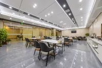 Vienna Hotel (Emerald  Lake  Branch, Changsha Ningxiang  High-speed Railway Weat Station) - 3-Star