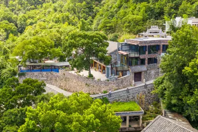 Living at the Stone House Hotel on the Mountain