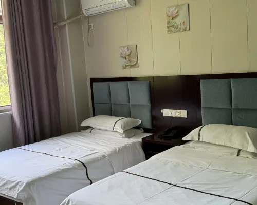 Nancheng Jinjiang Business Hotel Hotels in Nancheng