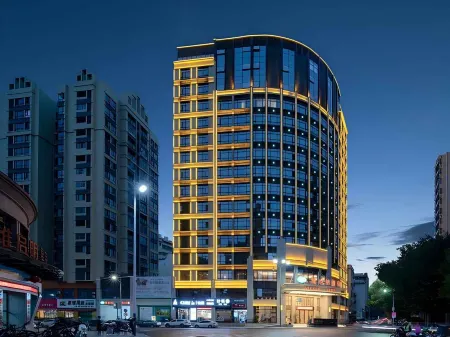 Vienna Hotel (Ganzhou Xinfeng High Speed Railway West Station) Отели рядом с достопримечательностью «Chenyi Square»