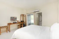 Comfy Corner Hotel - parking