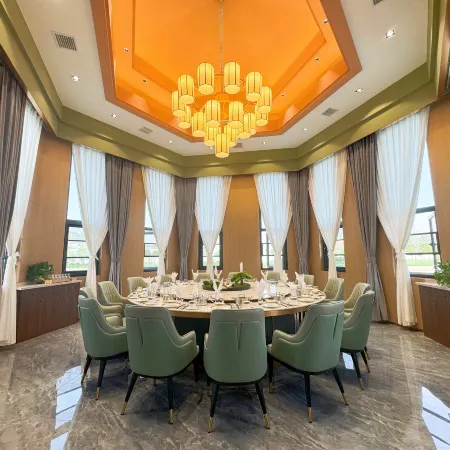 Daqin Hot Spring Hotel