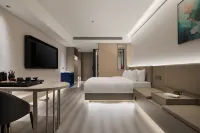 Eshine East Hotel - balcony